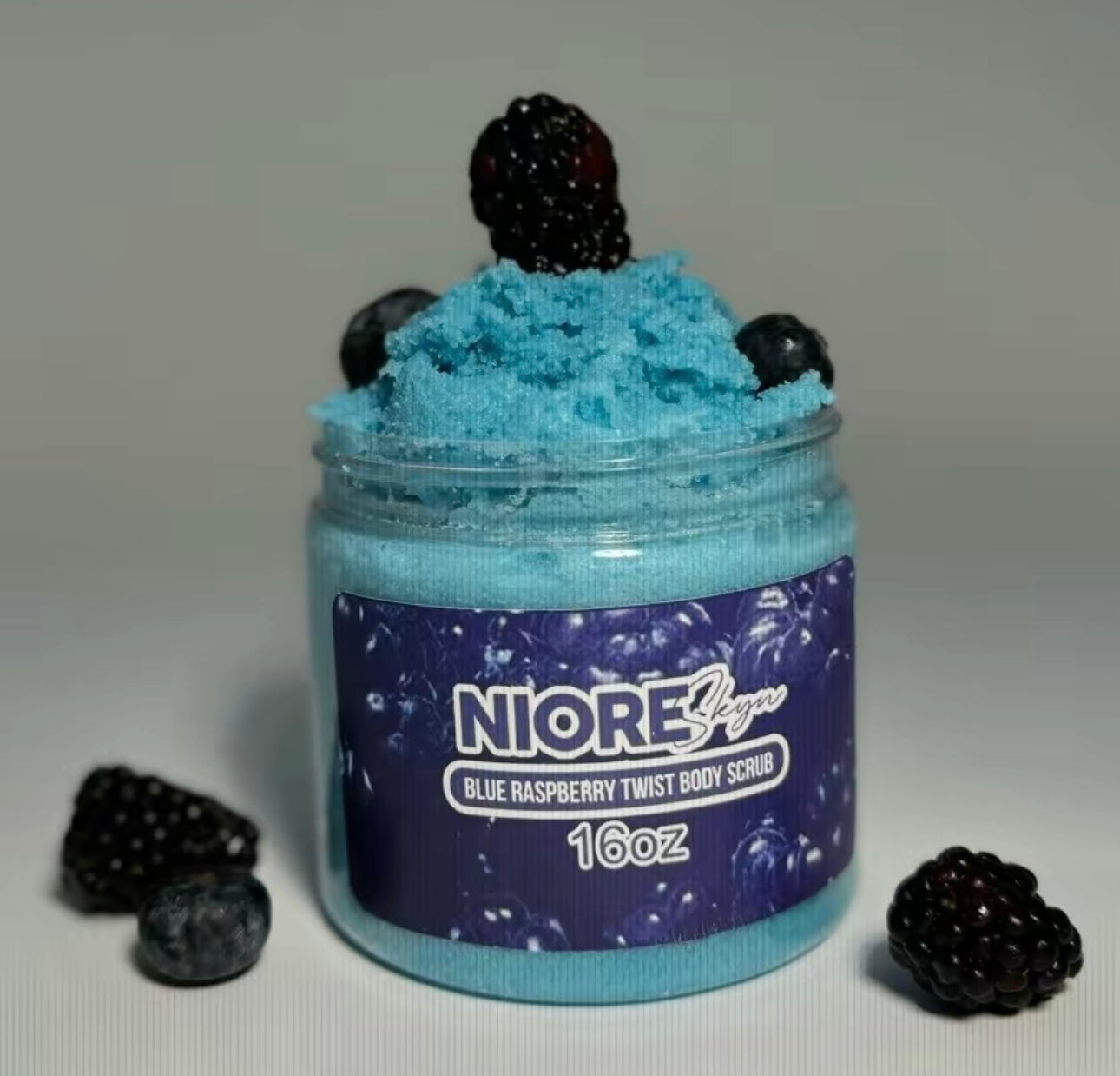 NIORE SKYN FRUITY BODY SCRUB